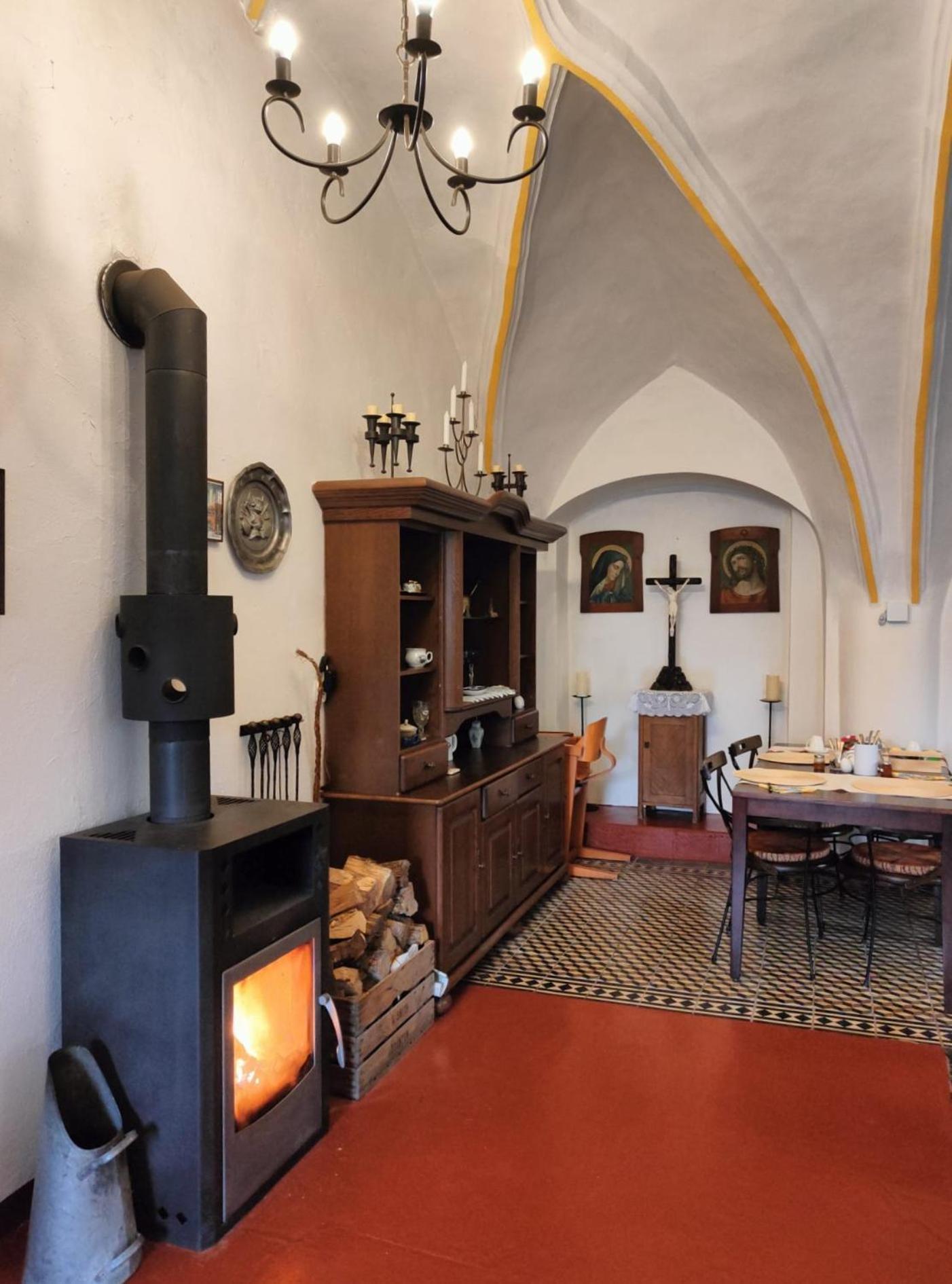 Bed And Breakfast Tvrz Velká Bukovina Zewnętrze zdjęcie