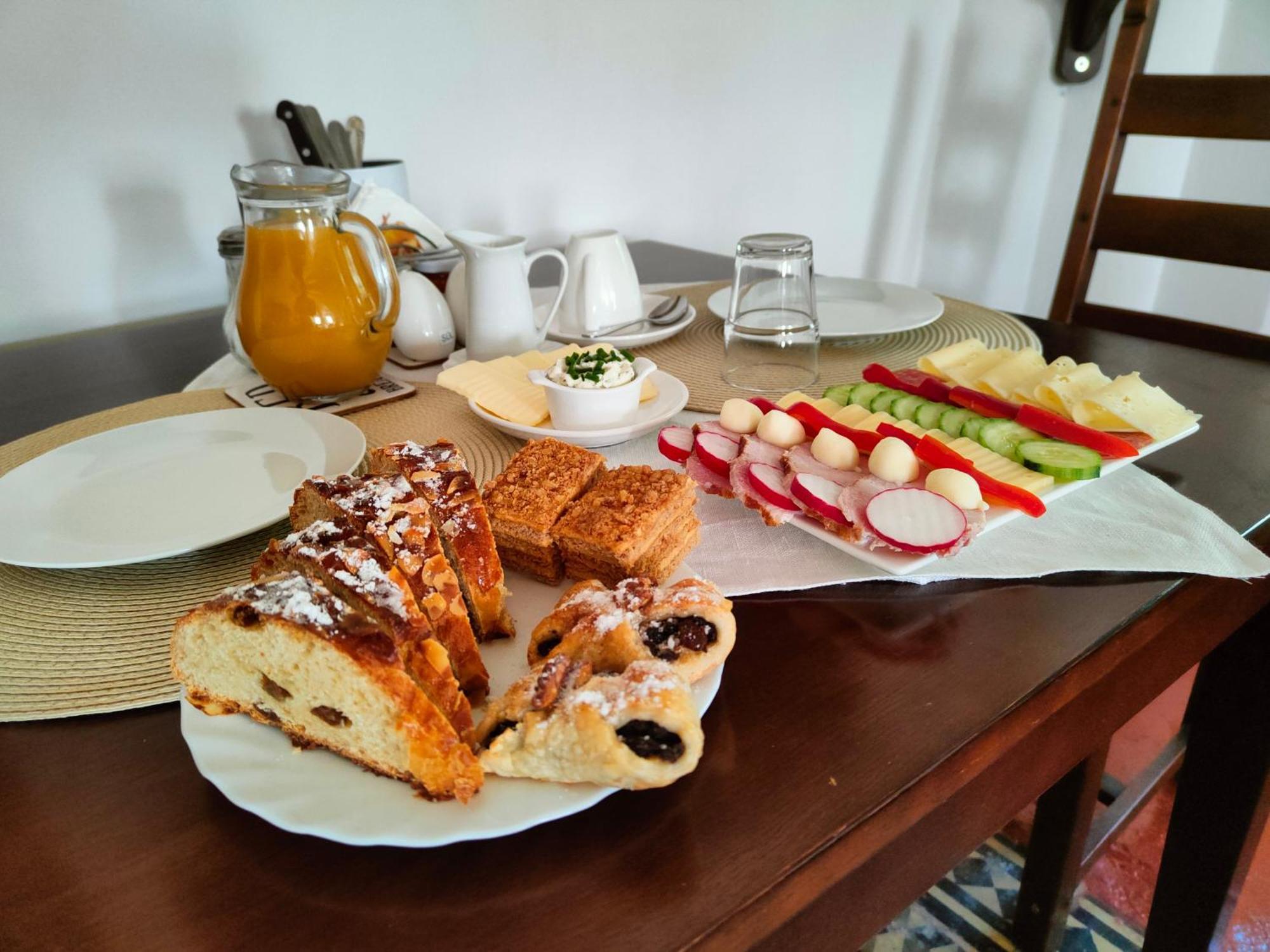 Bed And Breakfast Tvrz Velká Bukovina Zewnętrze zdjęcie