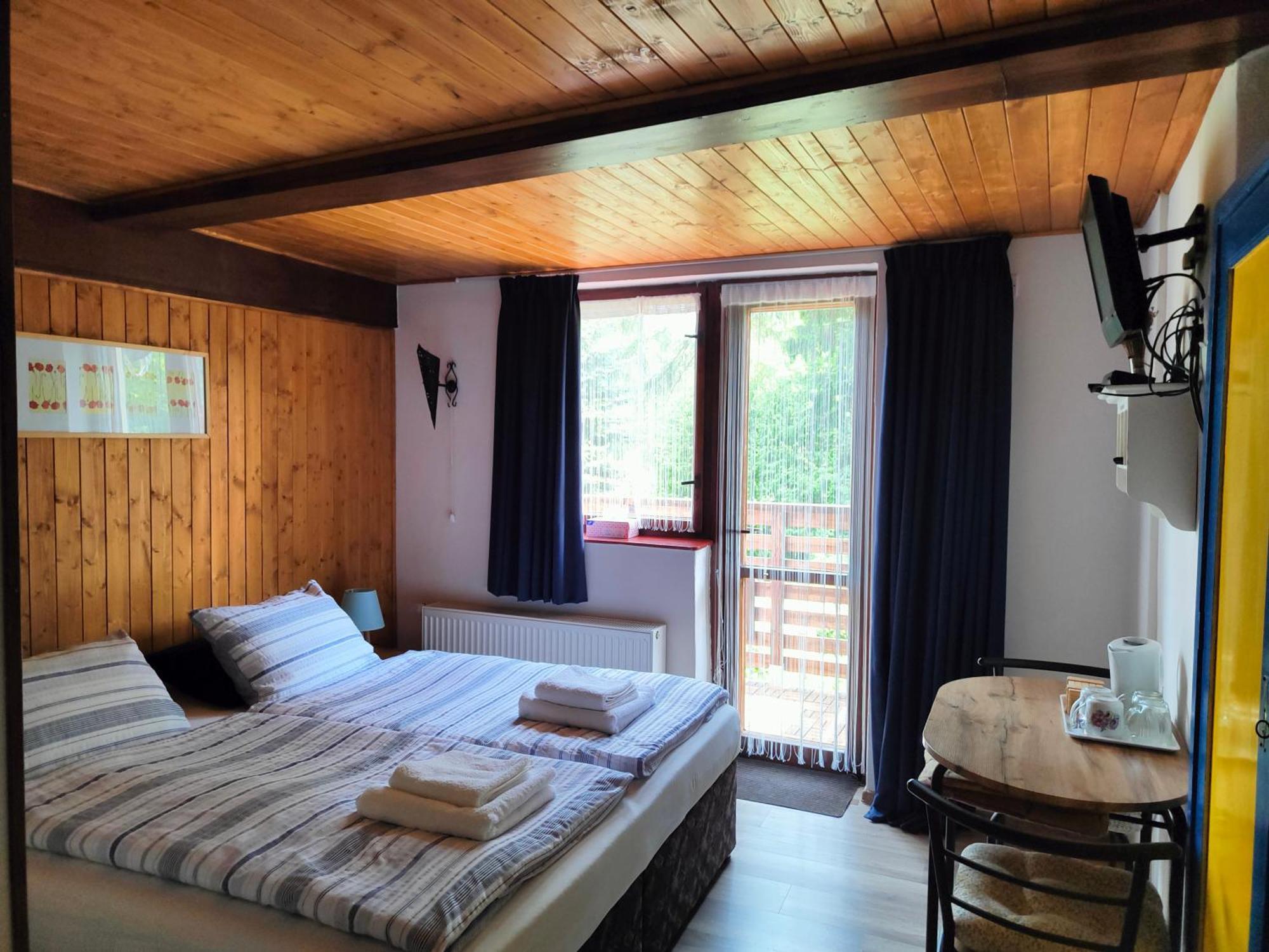 Bed And Breakfast Tvrz Velká Bukovina Zewnętrze zdjęcie