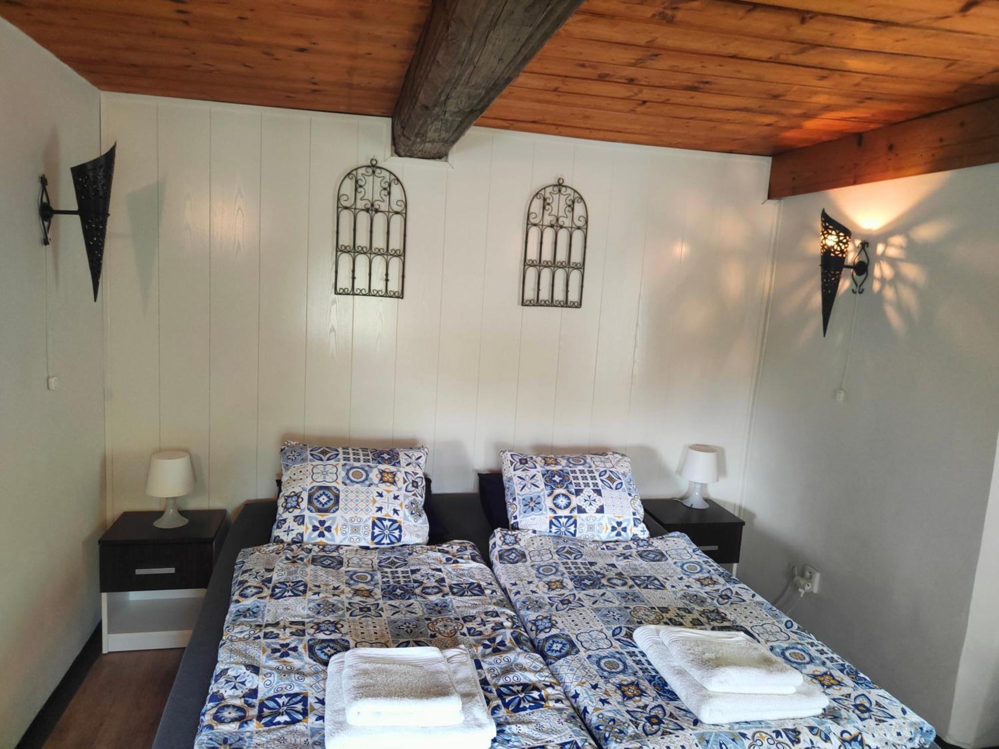 Bed And Breakfast Tvrz Velká Bukovina Zewnętrze zdjęcie
